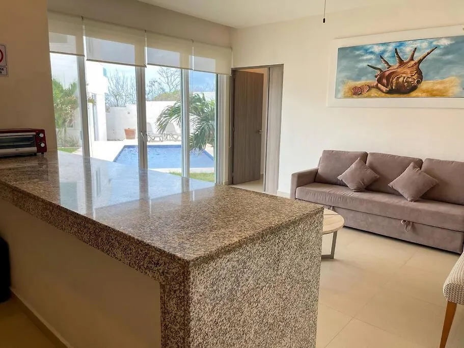 Cozy Island Apartment With Pool & Terrace - M10 Isla Mujeres